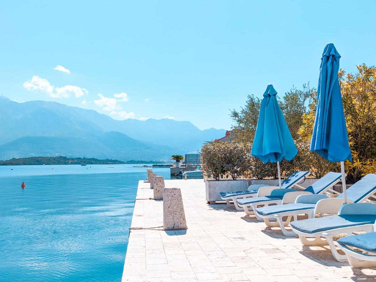 Apartments Maestral Tivat Eksteriør billede