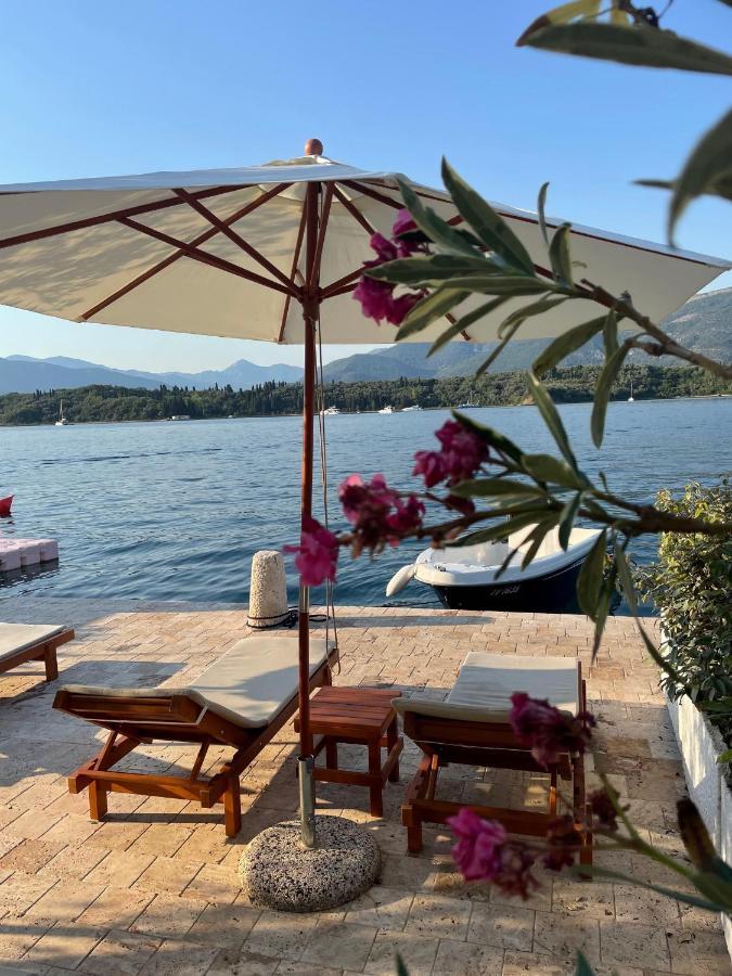 Apartments Maestral Tivat Eksteriør billede