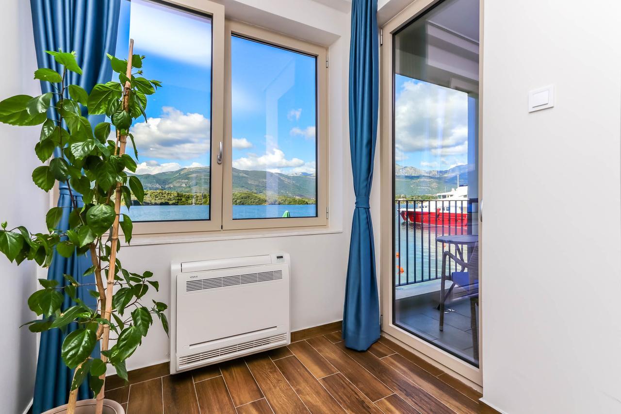 Apartments Maestral Tivat Eksteriør billede